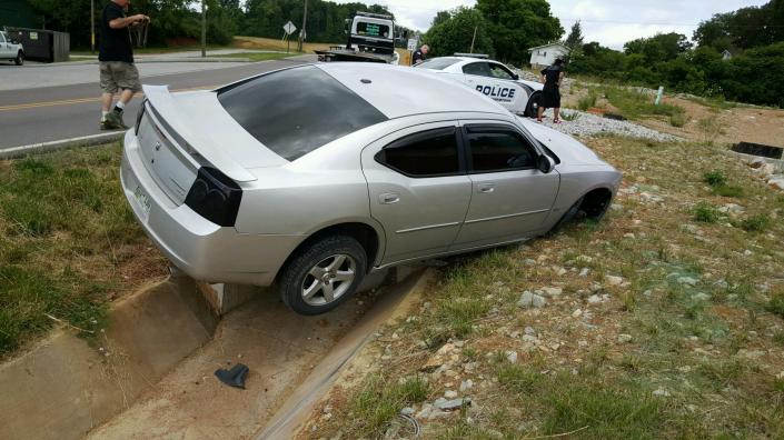 Out of luck on the side of the highway? Give us a call and we will get your car back on the road fast!